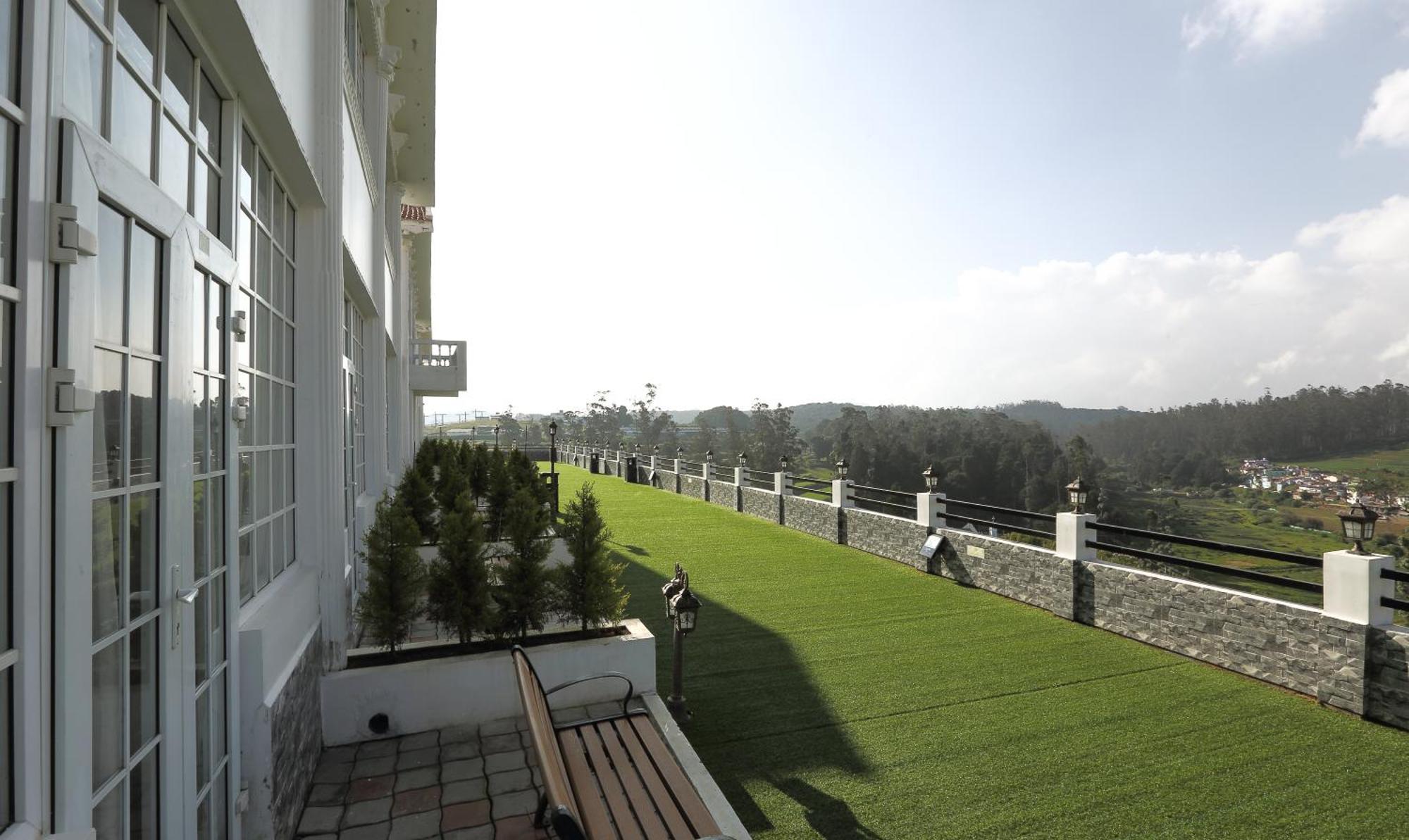 Treebo Skydale Inn & Suites With Mountain View Ooty Luaran gambar